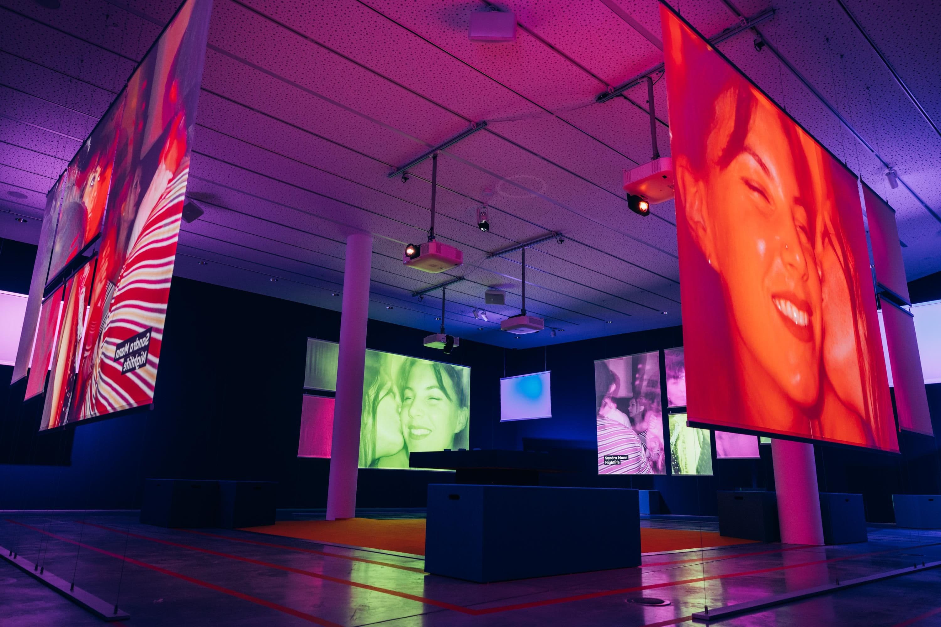 Ausstellungsansicht der Schau Mishpocha im Jüdischen Museum