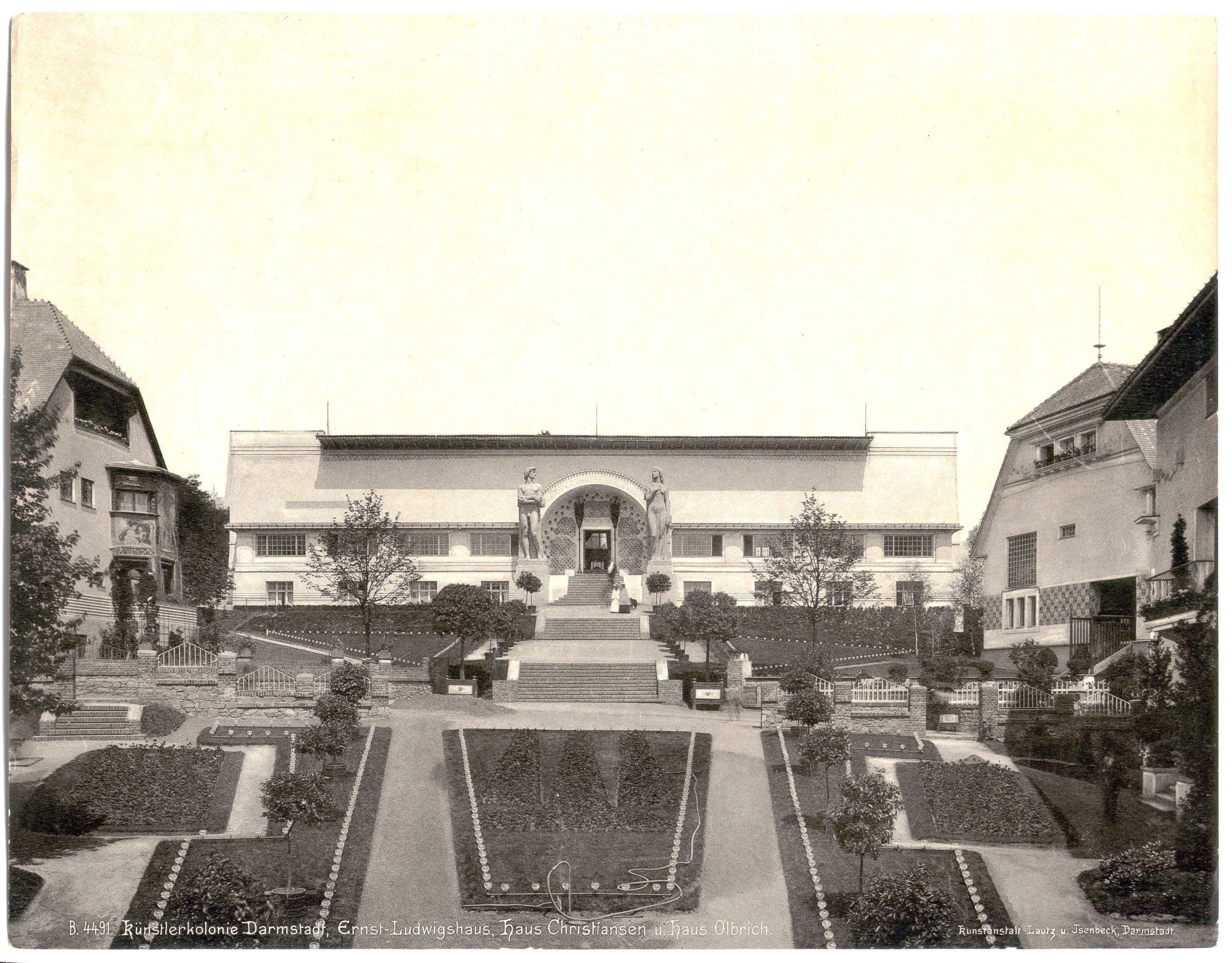 Ein altes Bild der Mathildenhöhe in Darmstadt