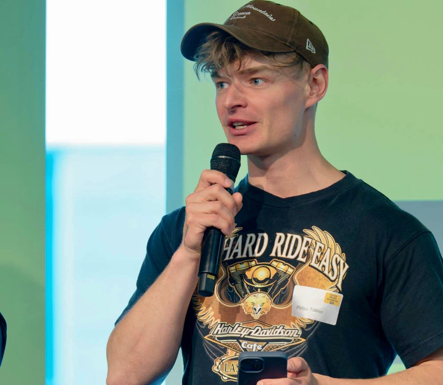Porträtfoto von Philipp Töllner
