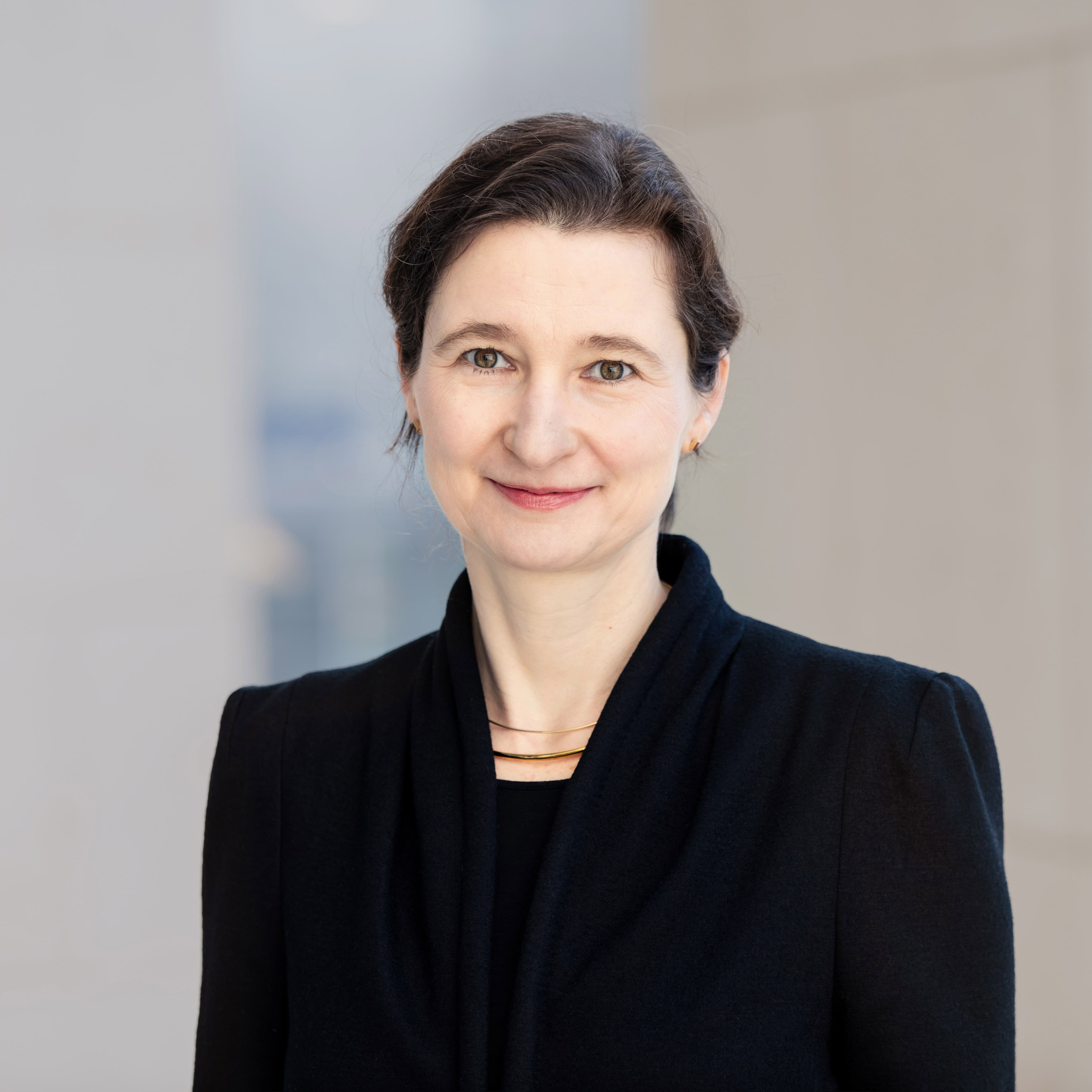 Portrait von Susanne Völker, Leiterin des Kulturfonds Frankfurt Rhein-Main