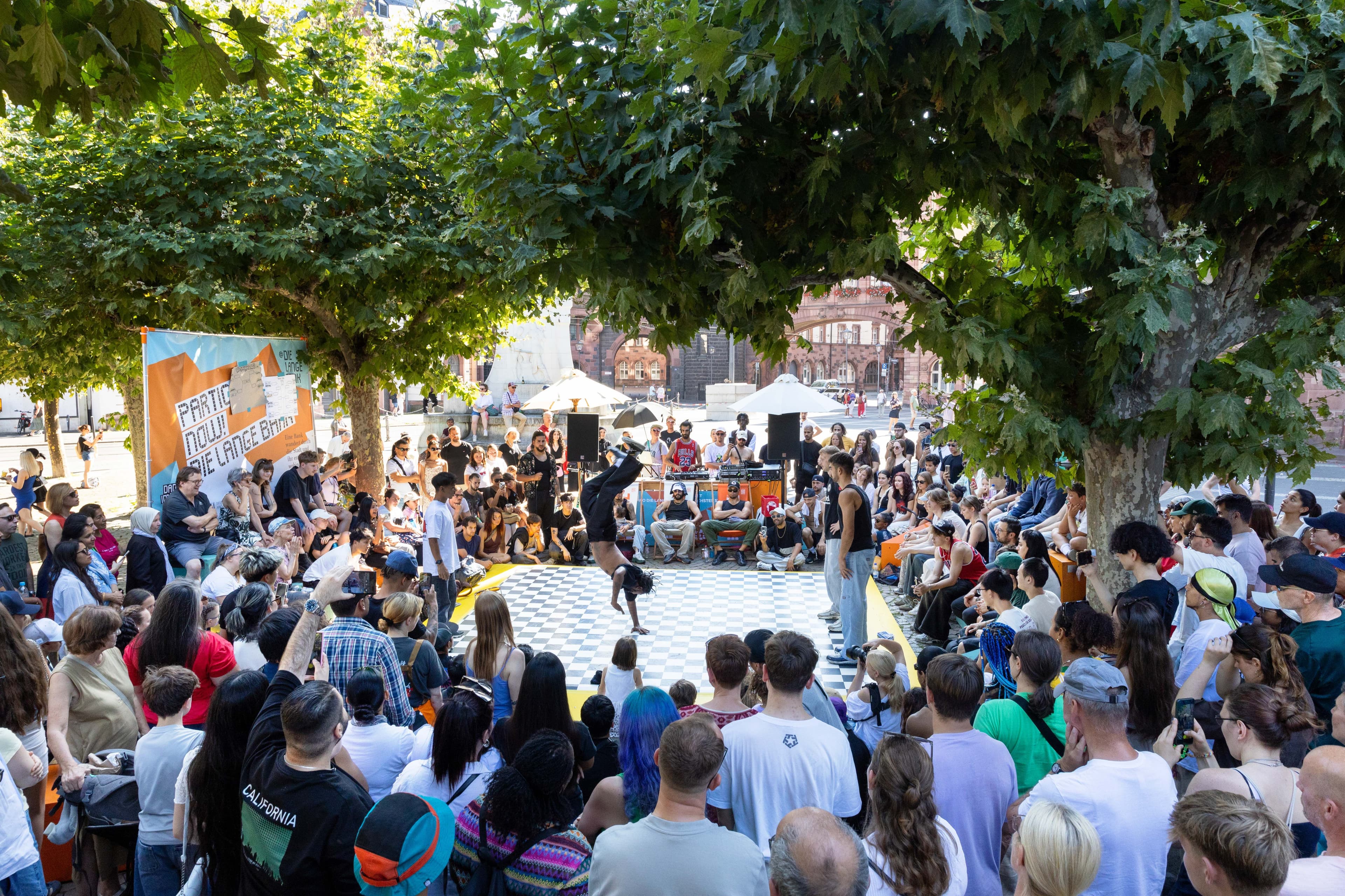 Breakdancer beim Breaking Battle des Projekts Die Lange Bank
