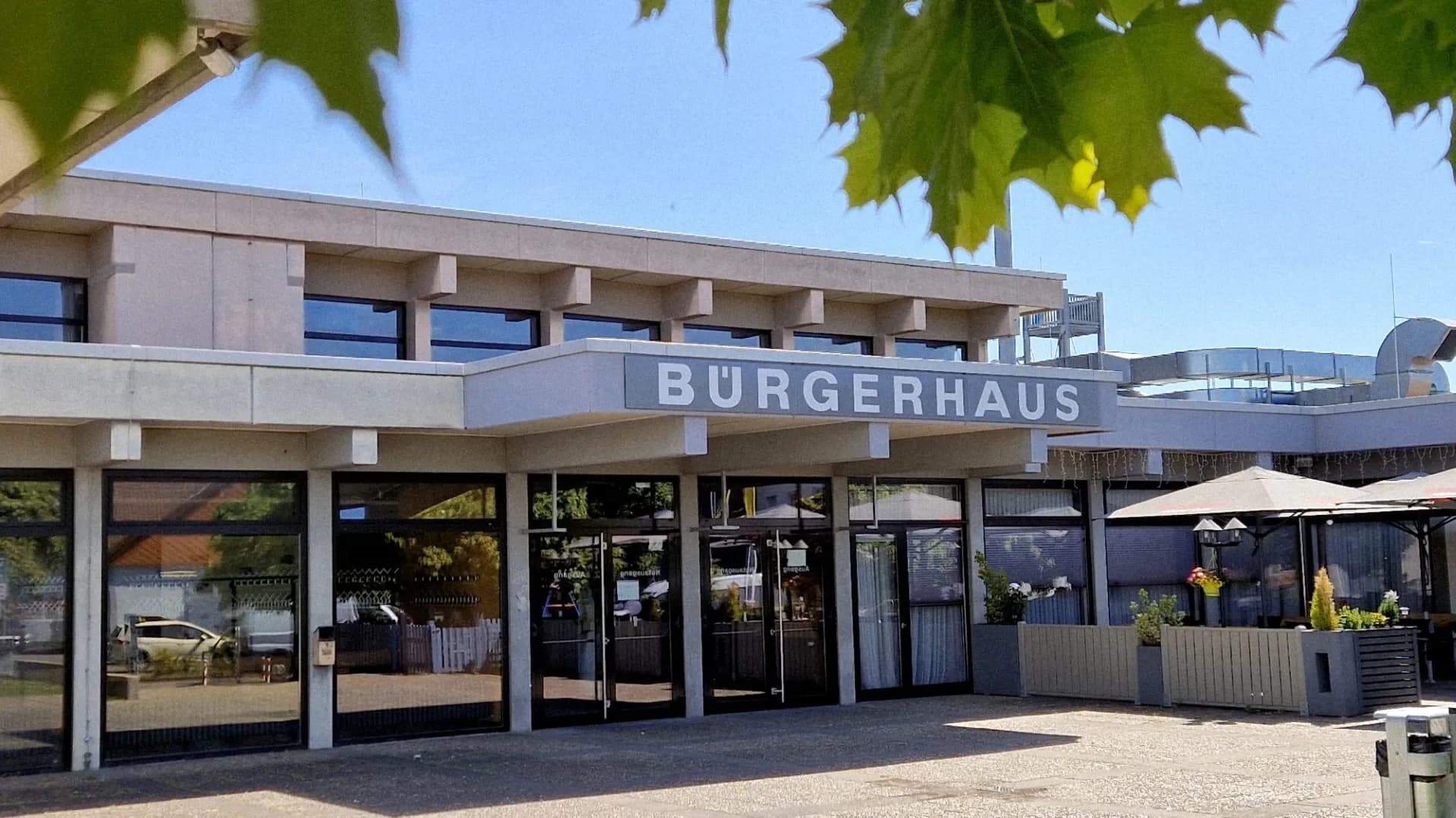 Foto der Fassade des Bürgerhauses in Mainhausen